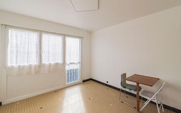 Appartement à vendre    1 pièce • 20 m2 Reims