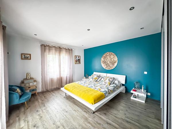 Maison 6 pièces 170.142 m2