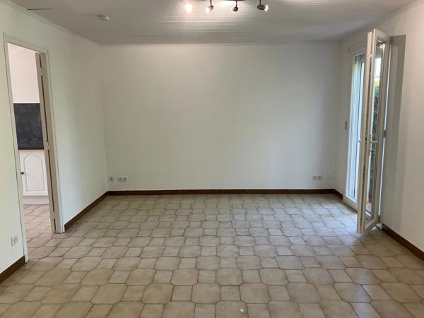 Maison 3 pièces à louer Salles d'Aude - 11110 / Réf: 2124