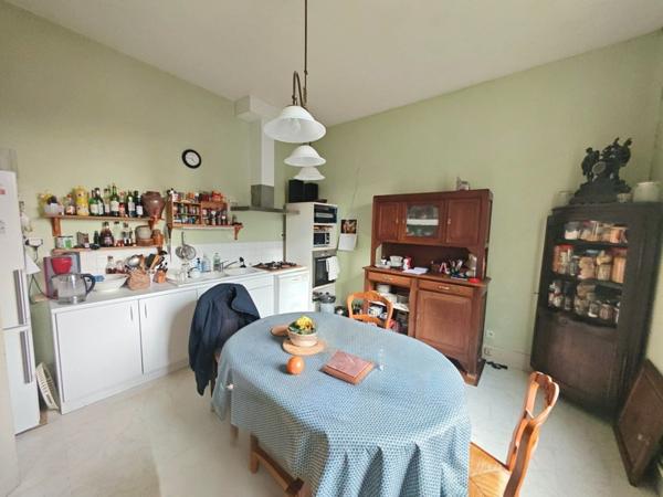 Immeuble à vendre |  Cognac |  182 m²