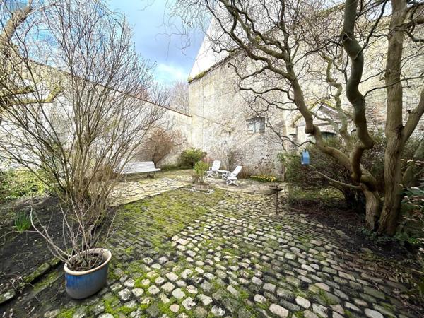 Maison à vendre à Bergues dans le Nord (59380), ref : G1252