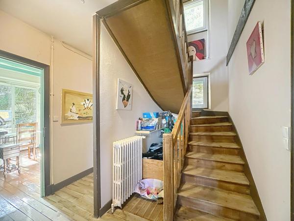 Maison avec 5 chambres spacieuse .