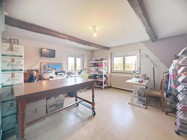 Maison avec 5 chambres spacieuse .