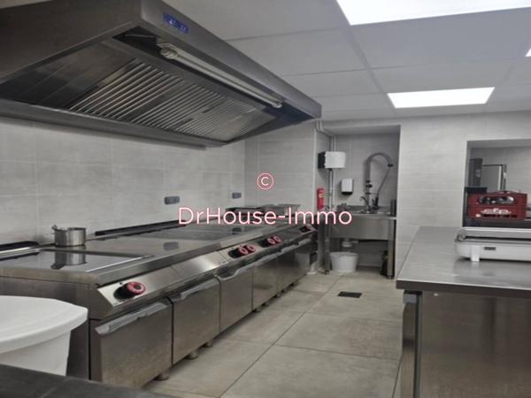 Commerce à vendre 10 pièces de 300 m²
