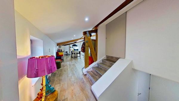 Appartement rénové – 2 pièces lumineux – Hyper centre Thionville