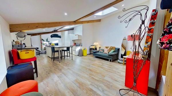 Appartement rénové – 2 pièces lumineux – Hyper centre Thionville