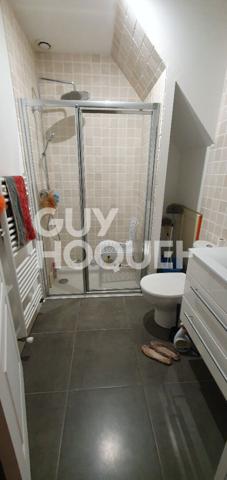 Maison d'exception avec garages, cave, local indépendant et parc arboré