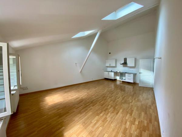 Beau T4 avec grande pièce de vie