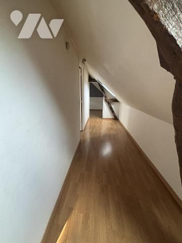 MONTREUIL L'ARGILLE BELLE MAISON BRIQUS ET PIERRES DE 76m²