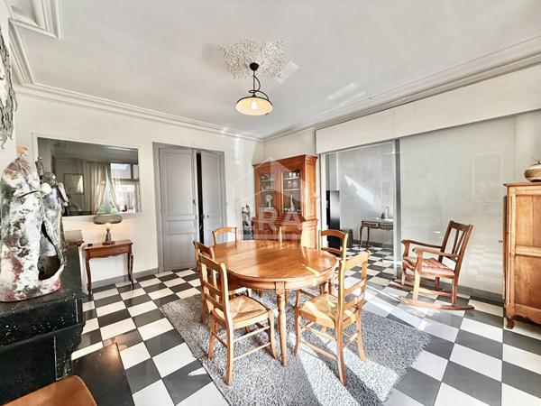 Maison bourgeoise à Orléans centre, 6 pièces, surface 200m²