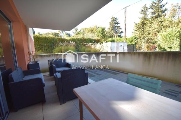 Résidence standing - T2 49m2 récent avec terrasse et box