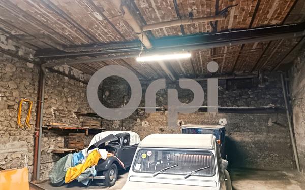 Maison à vendre    3 pièces •  Laragne-Montéglin