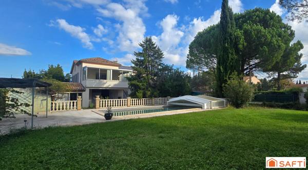 Maison 225 m2 - 6 chambres - 1490 m2