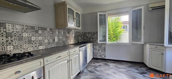 Maison 225 m2 - 6 chambres - 1490 m2