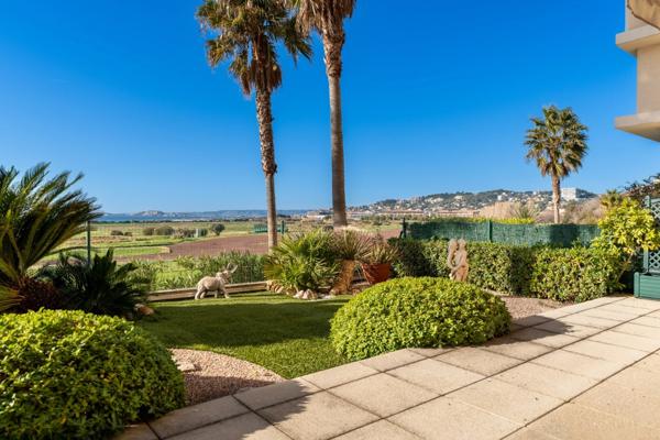 Appartement à vendre 4 pièces MARSEILLE 8EME ARRONDISSEMENT (13) - Résidence de standing – Château Borély – Garage double – 150 m2 d’extérieurs – Rez-de-jardin – Ascenseur – Sécurisée – Proche plages