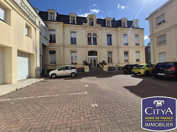 Appartement à vendre 3 pièces 116m² Cambrai (59400)