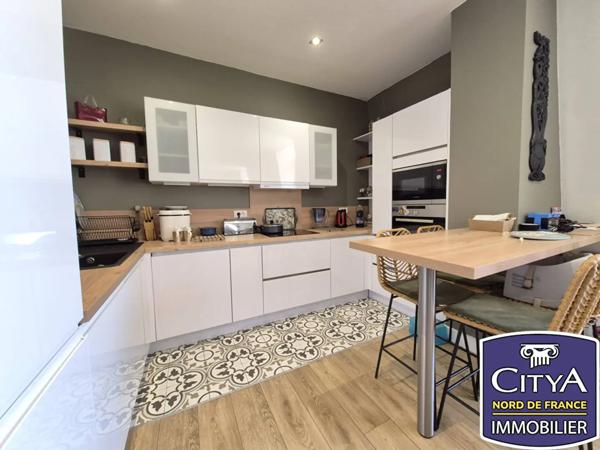 Appartement à vendre 3 pièces 116m² Cambrai (59400)