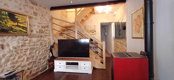 Puisserguier (34620) Maison rénovée avec terrasse