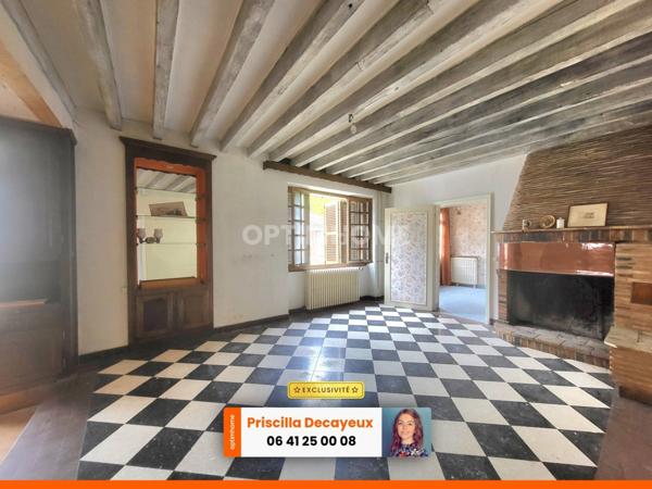 Ensemble immobilier à rénover - 2 maisons individuelles - terrain - 82 000€