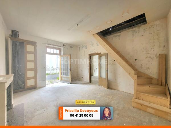 Ensemble immobilier à rénover - 2 maisons individuelles - terrain - 82 000€