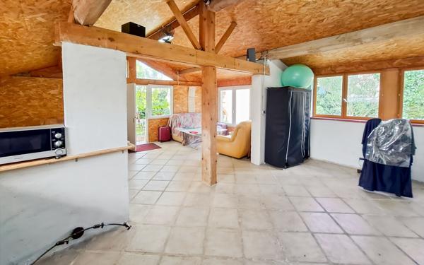 Maison à vendre    5 pièces •  Pompignan