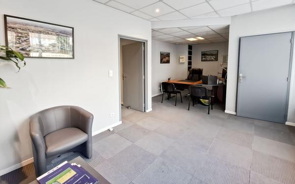 Maison à vendre    5 pièces •  Pompignan