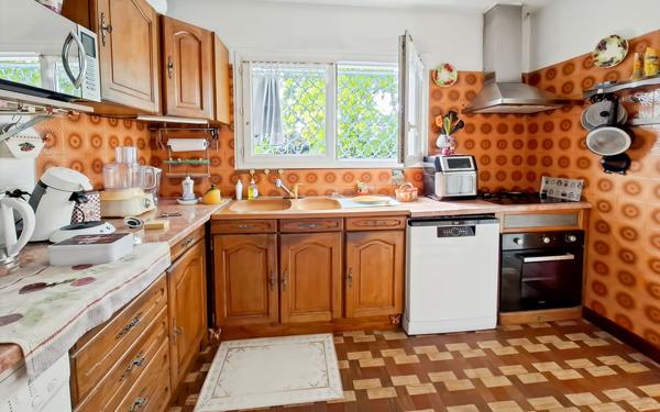 Maison à vendre    5 pièces •  Pompignan