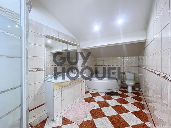 Maison familiale Fort - Vitry Sur Seine 8 pièces