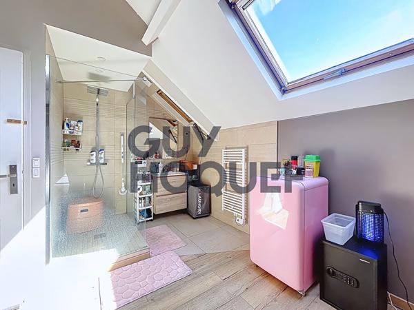 Maison familiale Fort - Vitry Sur Seine 8 pièces