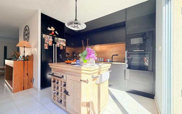 Maison à vendre    4 pièces • 77,35 m2 Guérande