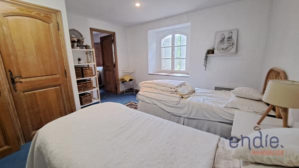 LORGUES appartement F4 Chateau de Mappe