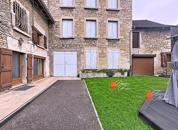 Maison 5 pièces 180 m² avec dépandances