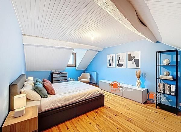 Maison 5 pièces 180 m² avec dépandances