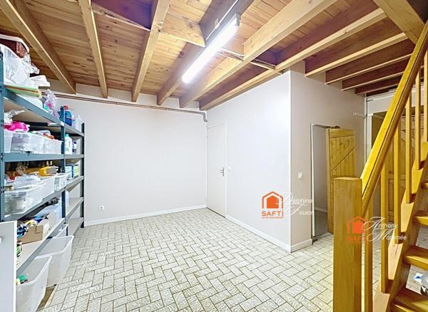 Maison 5 pièces 180 m² avec dépandances