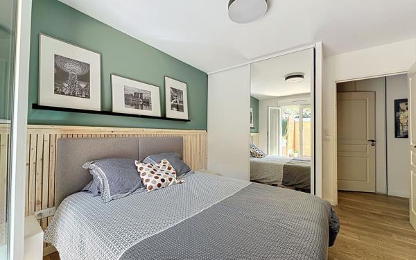 Appartement à vendre    3 pièces • 70 m2 Fréjus