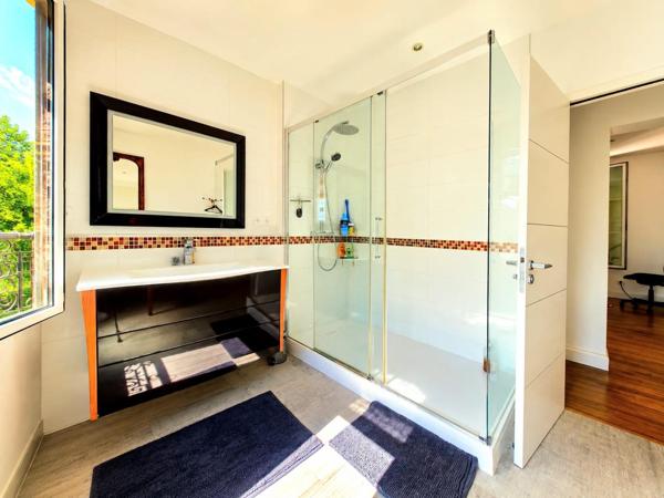 Maison de charme à vendre 131m2 sur Alfortville à 3 minutes du Centre Ville