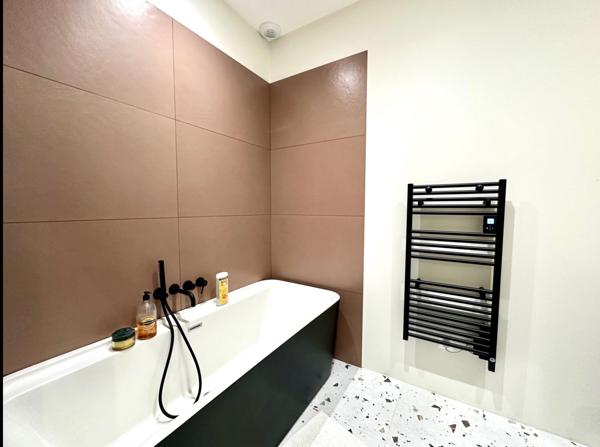 Agen (47000) MAISON 160 M2 AVEC 3 CHAMBRES ET JARDIN