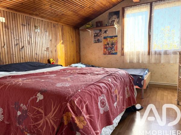 Maison à vendre 5 pièces 131 m² Pélissanne