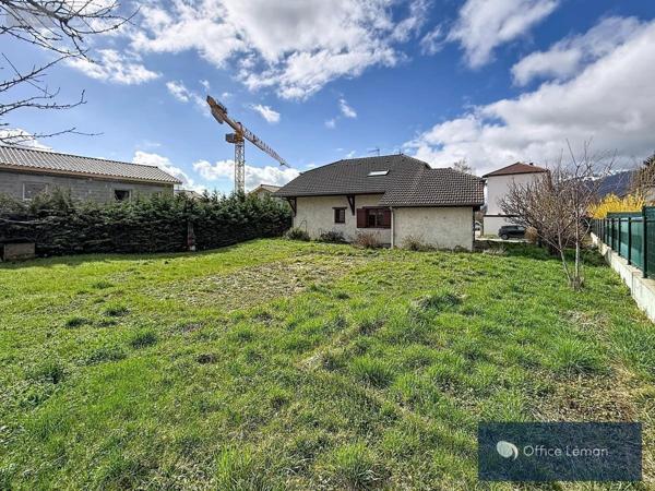 Maison à vendre à Cessy dans l'Ain (01170), ref : 01047-802