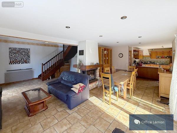 Maison à vendre à Cessy dans l'Ain (01170), ref : 01047-802