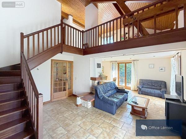 Maison à vendre à Cessy dans l'Ain (01170), ref : 01047-802