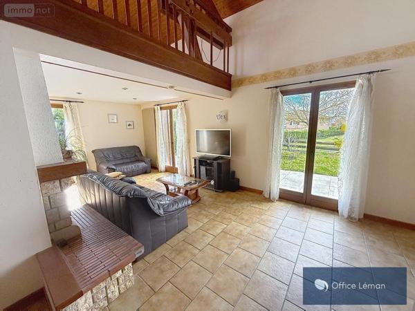 Maison à vendre à Cessy dans l'Ain (01170), ref : 01047-802