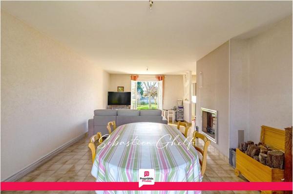 maison de plain-pied avec 2 chambres-garage-beau terrain de 1080 m²