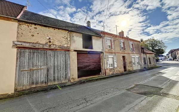 Maison à vendre    4 pièces •  Gouzon