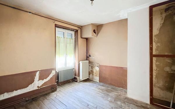 Maison à vendre    4 pièces •  Gouzon