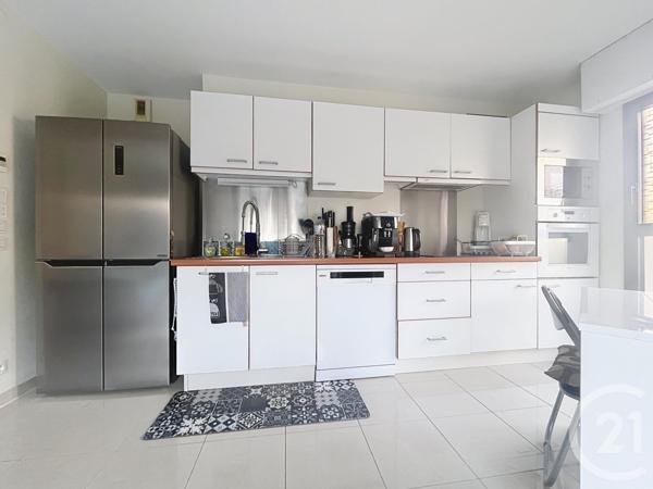 Appartement F3 à vendre  3 pièces - 64,82 m2 ST RAPHAEL - 83