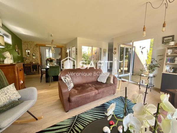 Ancienne maison de garde-barrière rénovée en cocon contemporain – Mouilleron-le-Captif (85000)