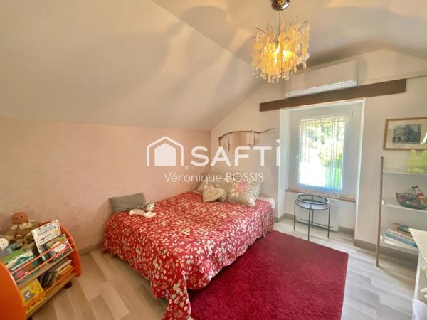 Ancienne maison de garde-barrière rénovée en cocon contemporain – Mouilleron-le-Captif (85000)