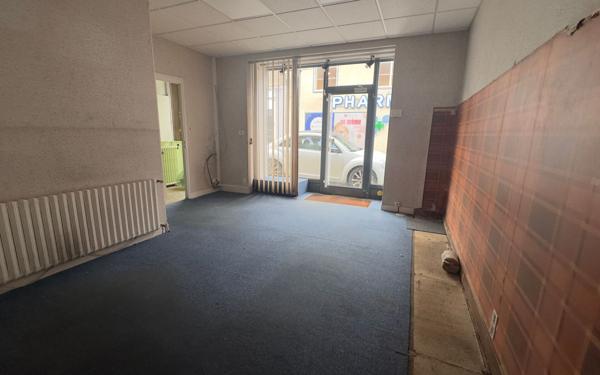 Maison à vendre    7 pièces • 195 m2 Saint-Yrieix-la-Perche