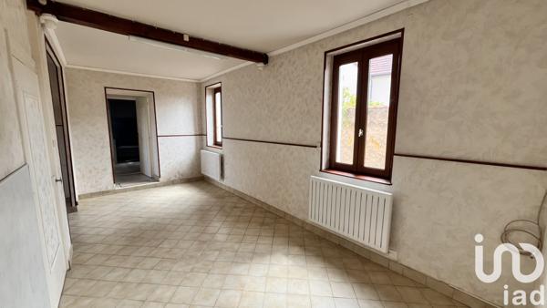 House for sale 5 rooms 74 m² Vitry-sur-Loire